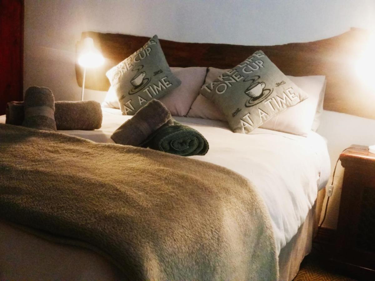 Dullstroom On The Dam Room photo